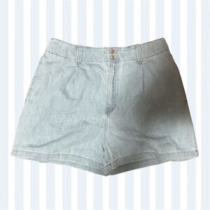Levi’s Denizen Light Blue Denim Shorts